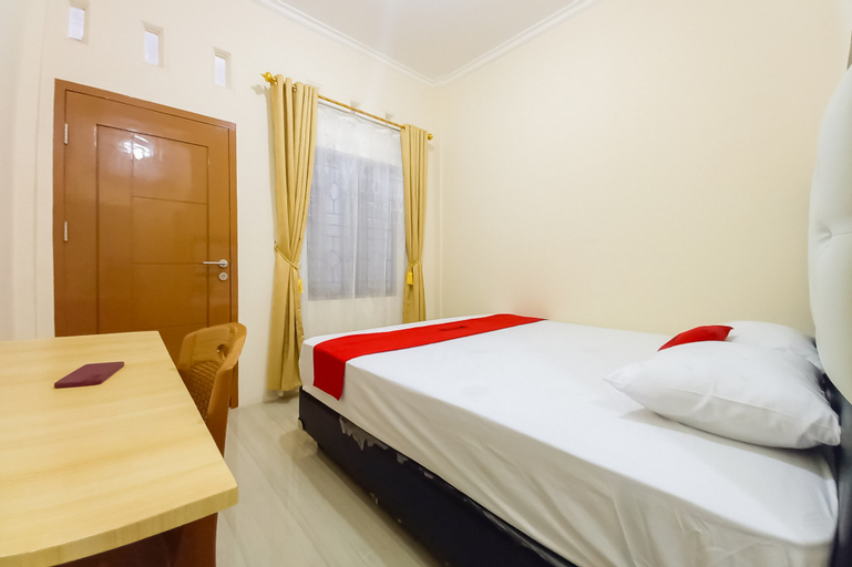 Bedroom 12