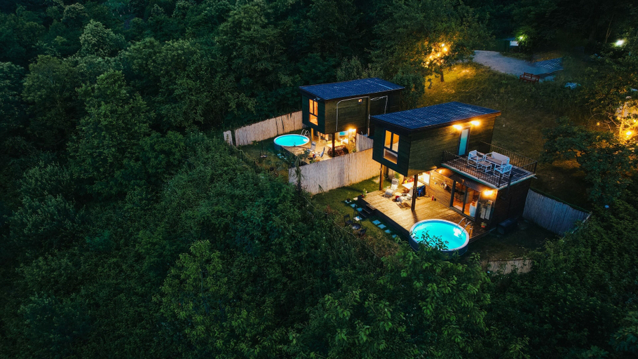 Front of property 2, No95 Deluxe Bungalov, Sapanca