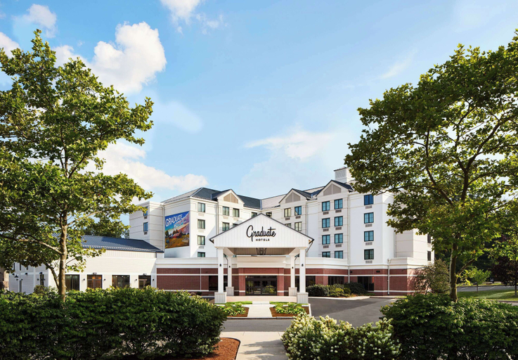 Exterior & Views 2, Graduate by Hilton Storrs, Tolland