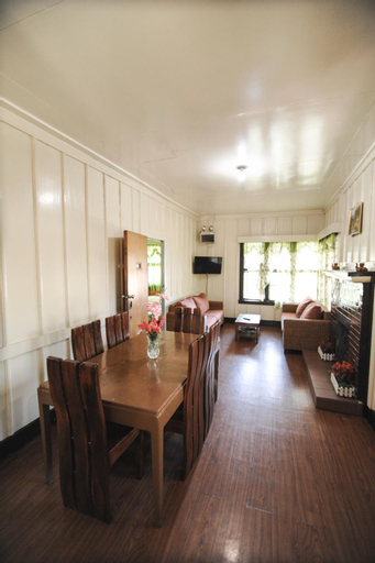 Dining Room 4