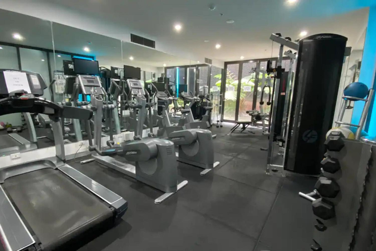 Others 4, Well Located 1bed Unit in Near Albert Park w/ Gym!, Port Phillip - West