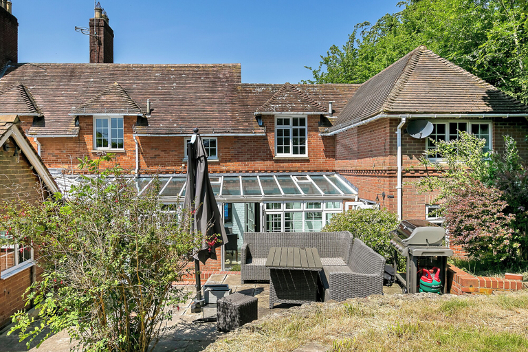 Exterior & Views, Lodge Farm - Stunning 3 BD with Garden, Oxfordshire