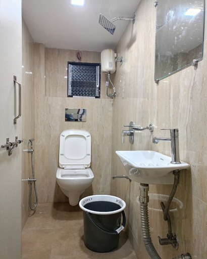 Bathroom 5, Tanvi Guest House Marol, Mumbai Suburban