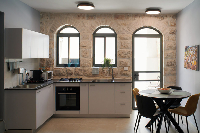 Private kitchen 4, Machne Yehuda Vacation Apartment
