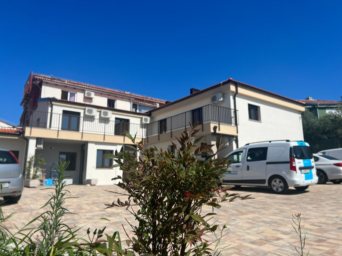 Others 2, APARTMENTS EDWINA, Piran