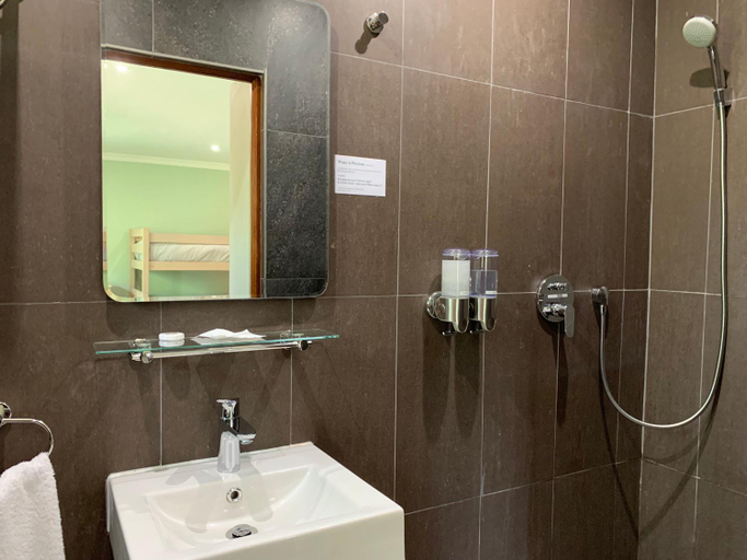 Bathroom 4, ilanda Guest House, Ehlanzeni
