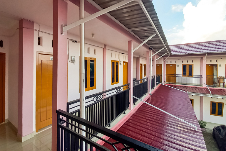 Others 4, RedDoorz Syariah near JBC Jambi, Jambi