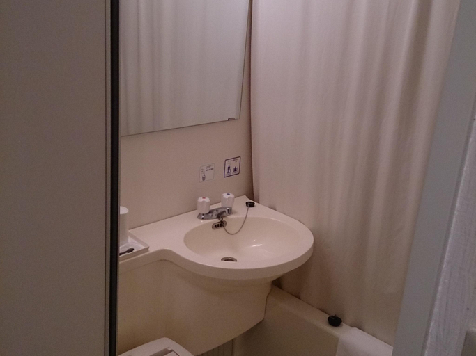 Bathroom 3