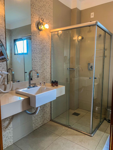 Bathroom 5, Rede Andrade Center Premium, Rondonópolis