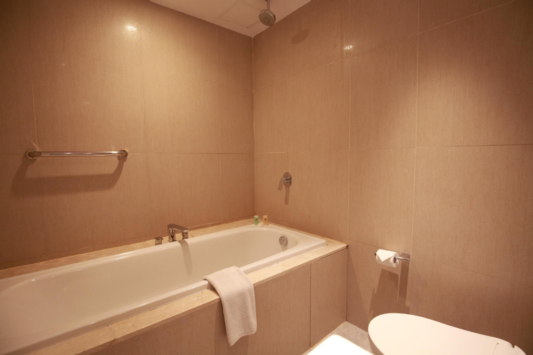 Bathroom 20