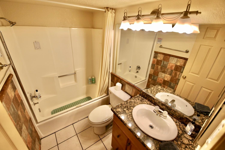 Bathroom 3, Lakefront Escape, San Bernardino