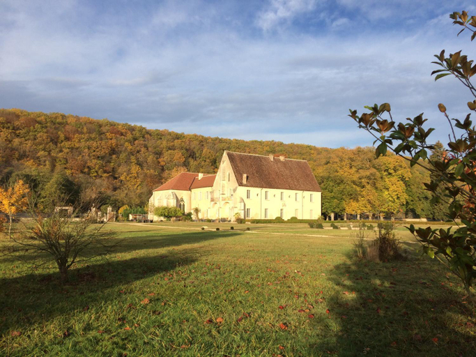 Exterior & Views 2, Abbaye de Reigny - Esprit de France, Yonne