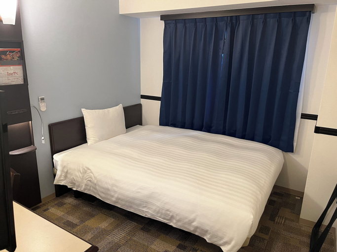 Bedroom 27