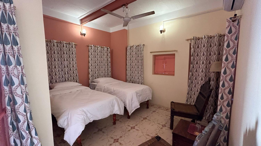 Bedroom 13