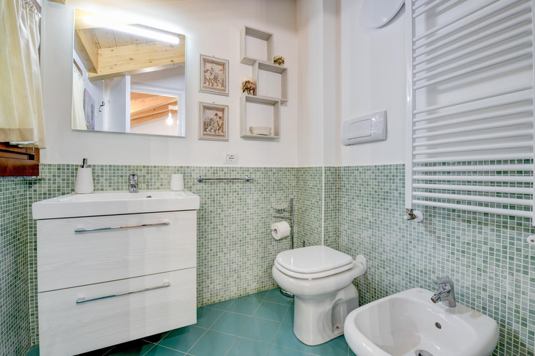 Bathroom 4, Residence Rta La Rosa delle Dolomiti, Trento