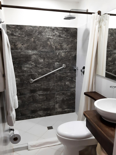 Bathroom 4, Hotel Meson de los Virreyes, Villa de Leyva