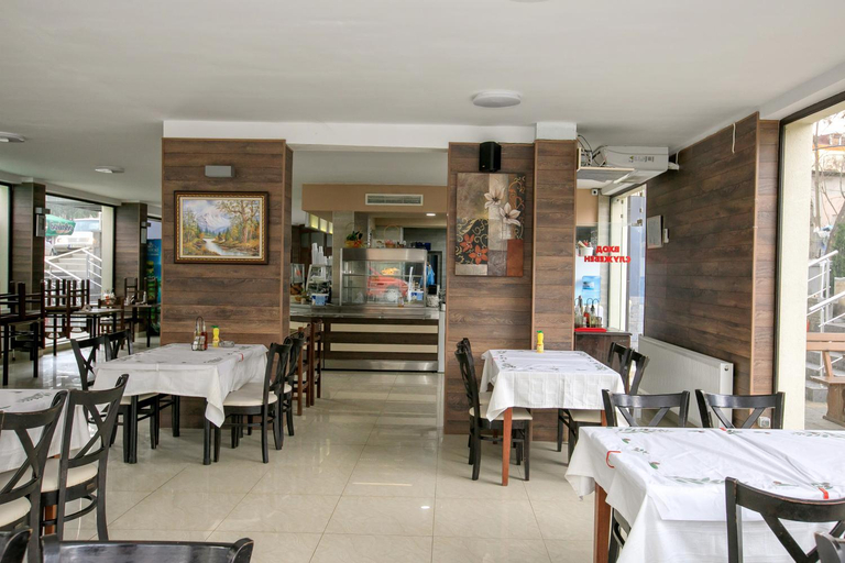 Food & Drinks 4, Парк Апарт- Виктория 1, Sandanski
