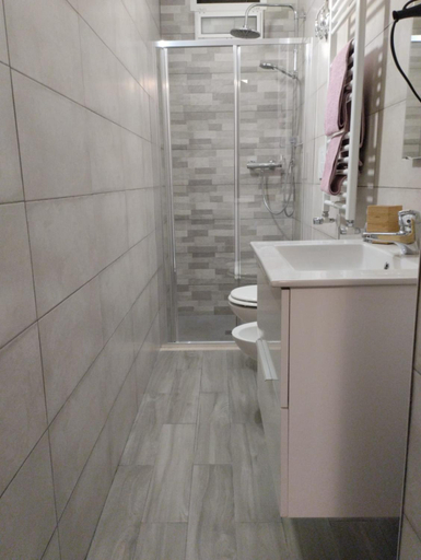 Bathroom 5, Private Room near Bari Old Town and Center La Pieza, Bari