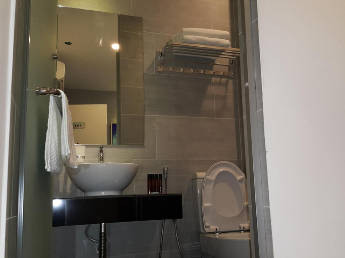 Bathroom 3