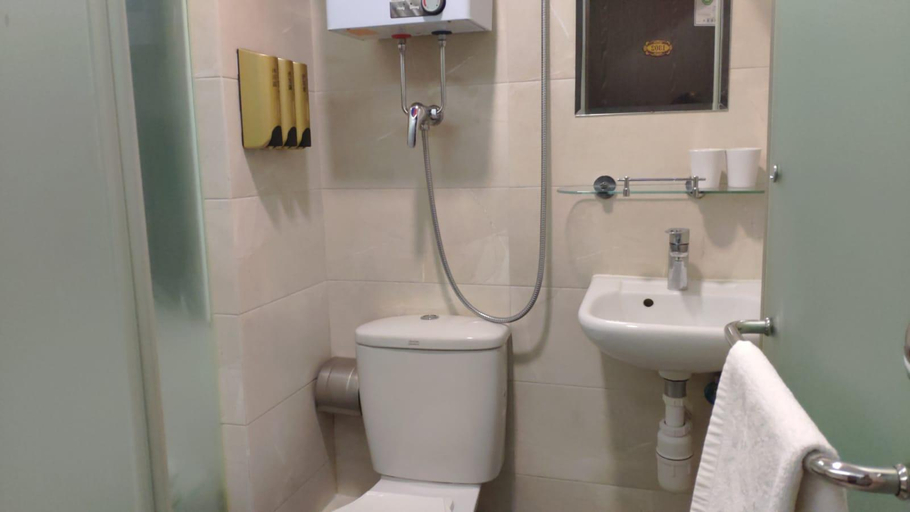 Bathroom 1