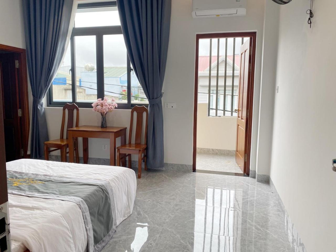 Balcony/terrace, Loc Son Hotel, Buon Ma Thuot