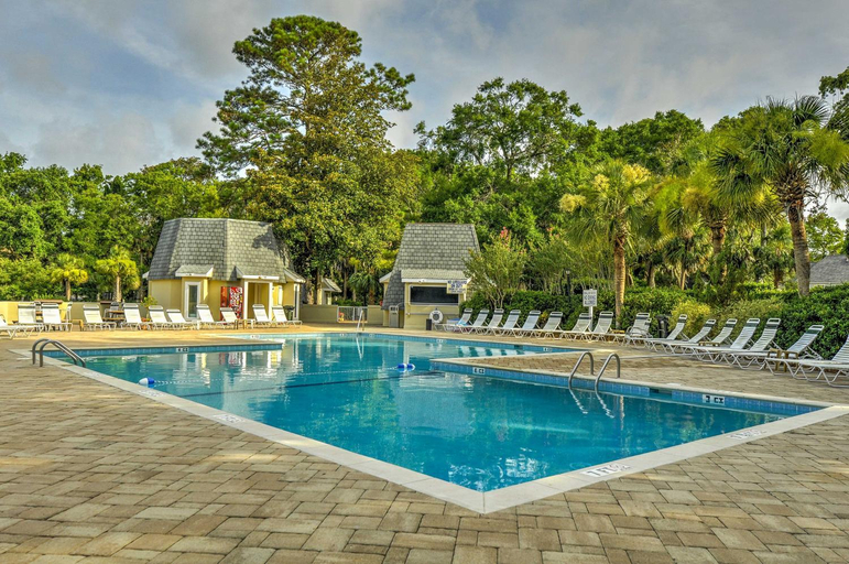 Sport & Beauty 2, Beach and Pool Access Golf Villa in Hilton Head!, Beaufort