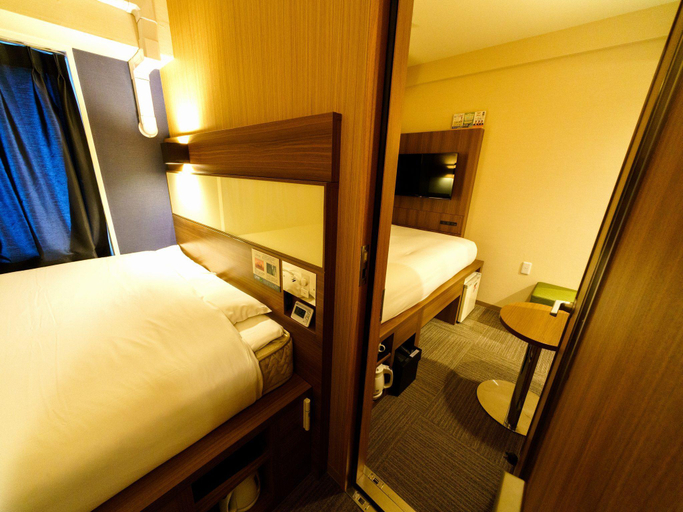 Bedroom 12