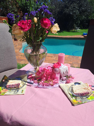 Others 4, La Chateau B&B, Ekurhuleni