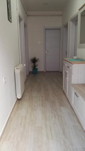 Others 4, Apartments Familia