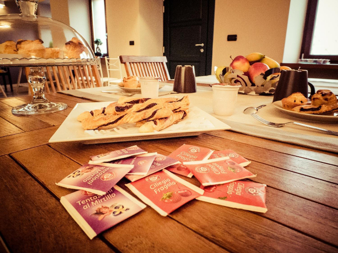 Food & Drinks 5, B&B Aurora, Bergamo