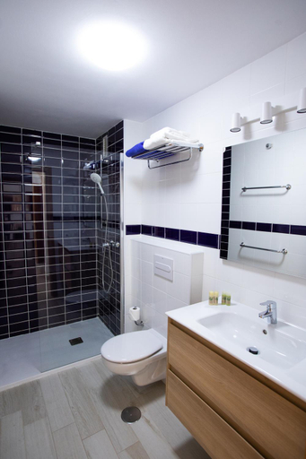 Bathroom 5, ALTAVISTA APARTAHOTEL-Adults Only over 14, Las Palmas