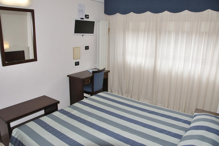 Bedroom 2, Hotel Sud Ovest, Torino