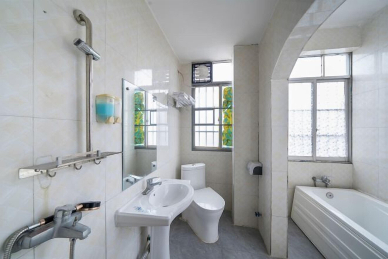 Bathroom 3, Nanning Boqian Business Hotel, Nanning