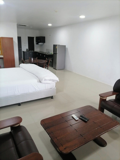 Room 4, White Diamond Apartment, Macuata