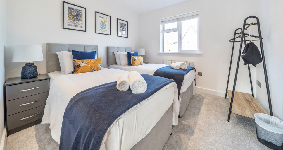 Bedroom 2, Kingsclere Apartments in Basingstoke, Hampshire