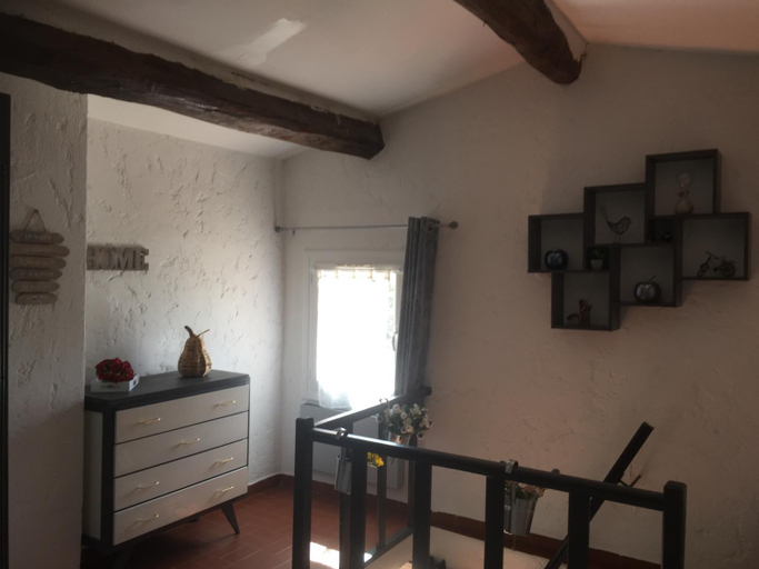 Others 3, Gites de Fontroussiere, Var