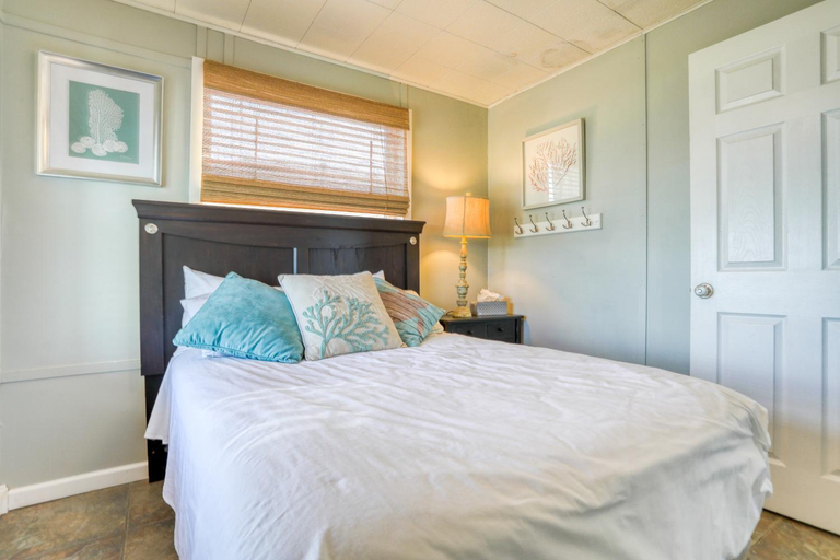 Bedroom 2, Cottage on the Canal, Galveston