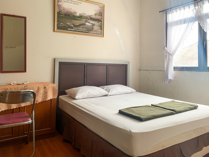 Cozy Homestay Mitra RedDoorz Bandung, Bandung