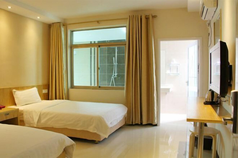 Beihai Yuhai Elegant Restaurant Hotel (Beihai International Passenger Transport Terminal), Beihai