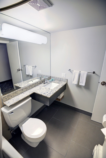 Bathroom 4, Days Inn by Wyndham Airdrie, Division No. 6