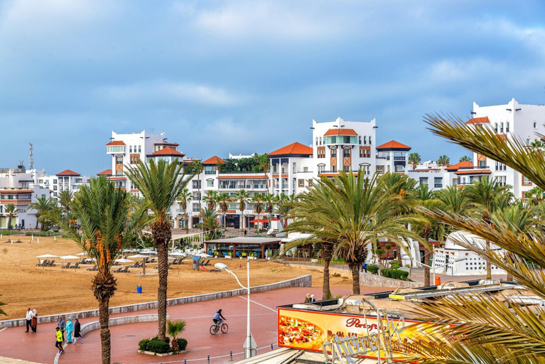 Exterior & Views 1, Appartement SEULEMENT POUR FAMILLE 10 minutes de la plage Parking gratuit, Agadir-Ida ou Tanane