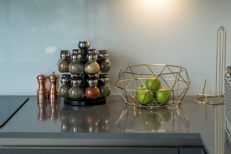 Food & Drinks 5, PREMIUM 2Bed in Canary Wharf with VIEWS, London