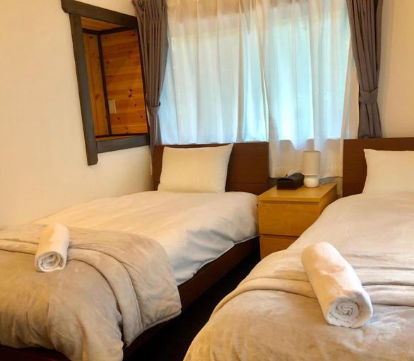 Bedroom 2, Ryder's House with Free use of 4W car, Hakuba
