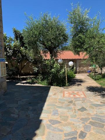 Exterior view, ΤΟ ΠΕΤΡΙΝΟ / THE PETRINO APARTMENTS, Peloponnese