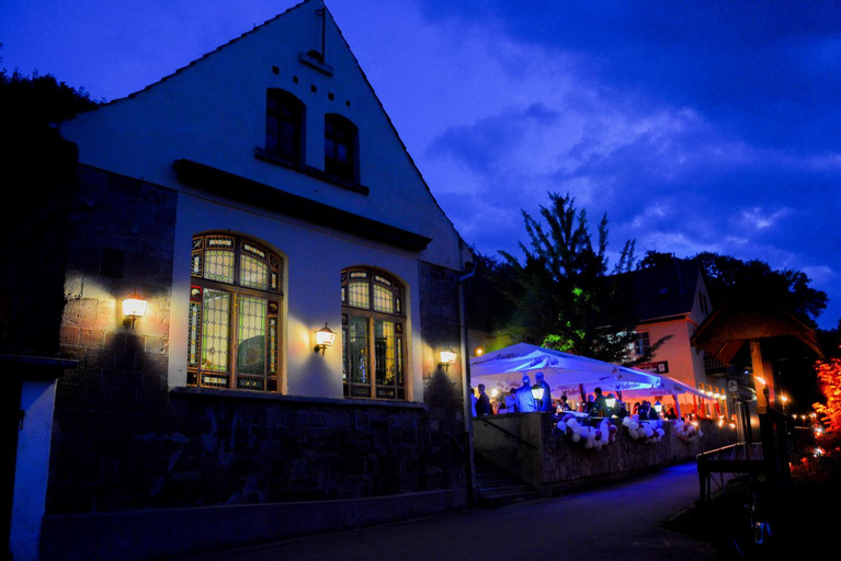 Others 2, Gasthof Alter Felsenkeller, Burgenlandkreis