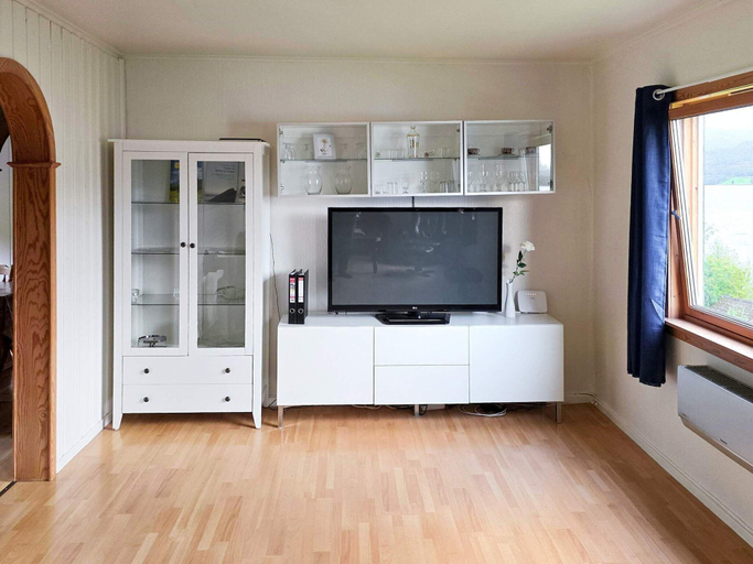 Interior 3, 9 Person Holiday Home in Kortgarden, Molde