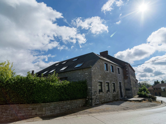 Spacious Farmhouse in Fontenelle with Garden, Namur