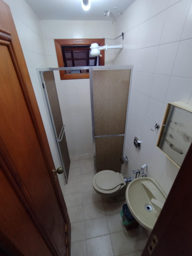 Bedroom 4, Suite Disponivel em hostel, Itaperuna