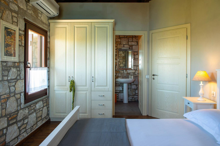 Bedroom 3, Pelion BNB Luxury homes, Thessaly