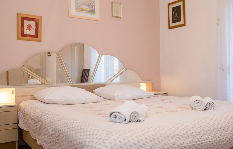 Others 5, Apartments Vladimir 2836, Lopar/Supetarska Draga